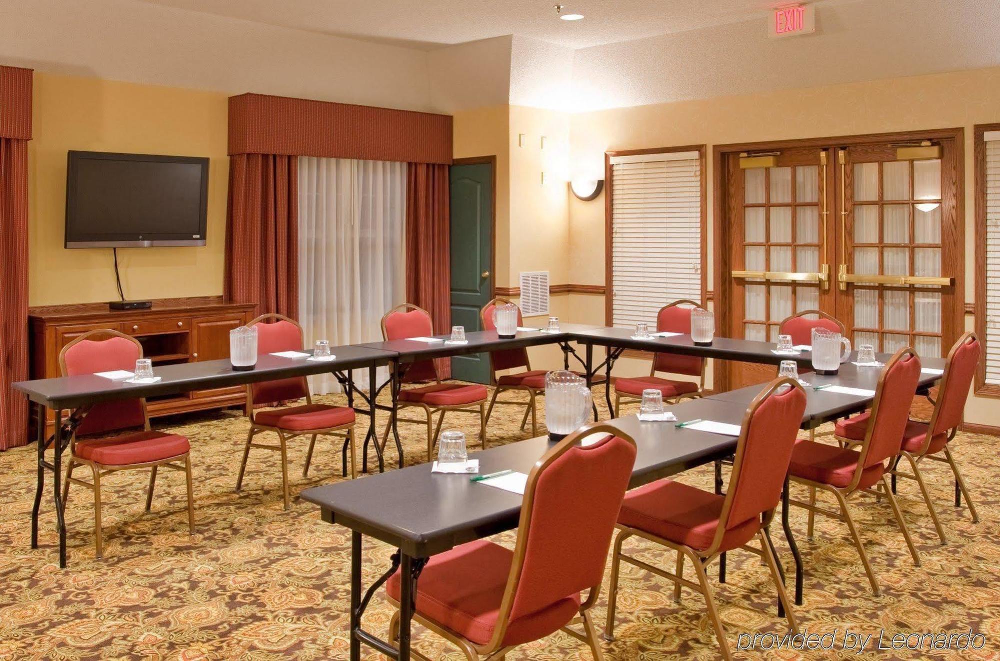 Country Inn & Suites By Radisson, Kansas City At Village West, Ks Bonner Springs Business photo